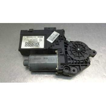 MOTOR ELEVALUNAS DELANTERO DERECHO 0130821766 