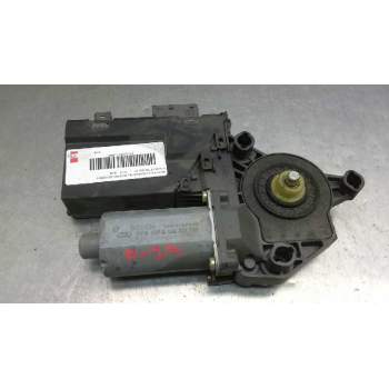 MOTOR ELEVALUNAS DELANTERO IZQUIERDO 0130821767 