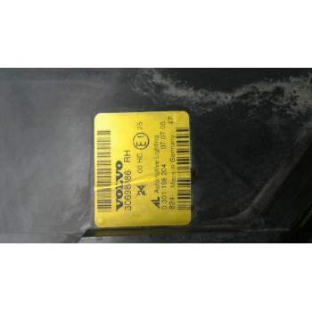 Recambio de faro derecho para volvo v50 familiar 2.0 d momentum referencia OEM IAM 31335222  