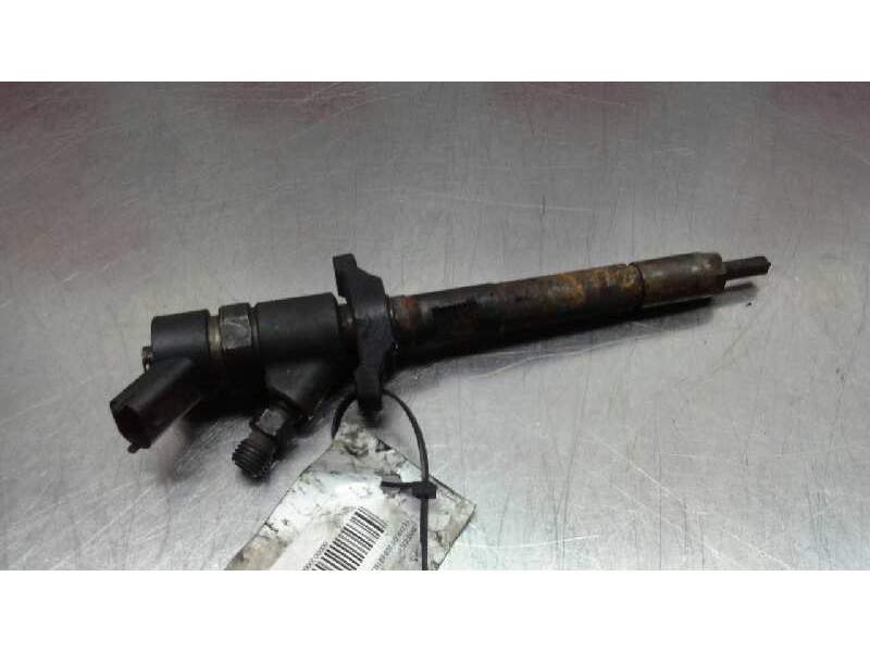 Recambio de inyector para peugeot 206 berlina xsi referencia OEM IAM   