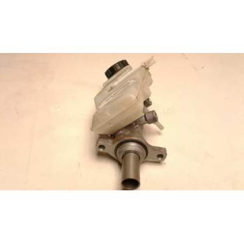 Recambio de bomba freno para volvo v40 2.0 diesel cat referencia OEM IAM 31362931  
