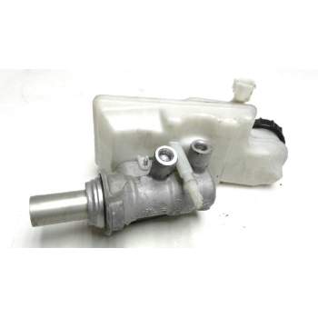 Recambio de bomba freno para volvo v40 2.0 diesel cat referencia OEM IAM 31362931  