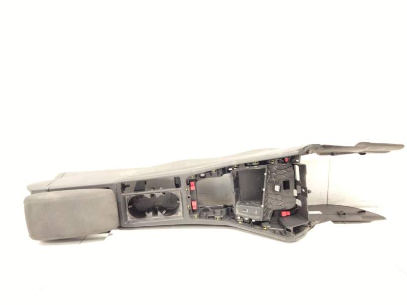 Recambio de consola central para audi q3 (f3b) 35 tdi referencia OEM IAM 83B8632426  