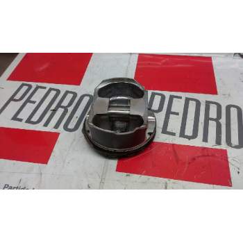 PISTON VQ40 