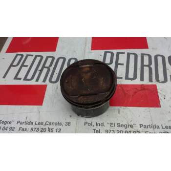 PISTON VQ40 