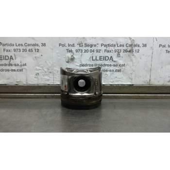 PISTON V9X 661 