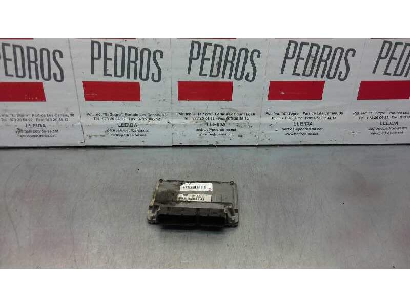Recambio de centralita motor uce para seat ibiza (6l1) stella referencia OEM IAM 03E906033P 5WP4019605 3PE4729