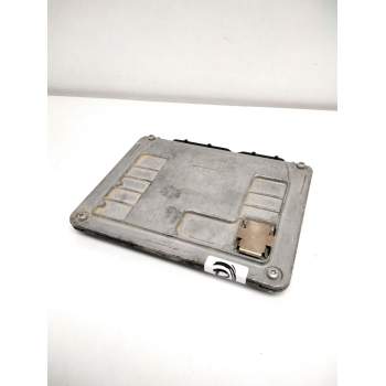 Recambio de centralita motor uce para seat ibiza (6l1) stella referencia OEM IAM 03E906033P 5WP4019605 3PE4729