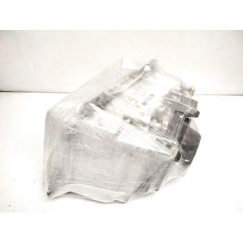 Recambio de faro derecho para mercedes-benz vario (tw2) bm 668 / 670 referencia OEM IAM 6708200661 1AH007774-02 