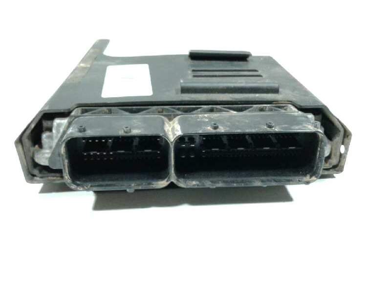 Recambio de centralita motor uce para opel insignia berlina sport 4x4 referencia OEM IAM 0281015774 5557353900RD 55573560