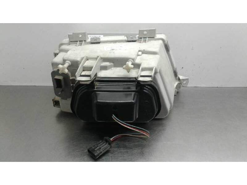 Recambio de faro izquierdo para mercedes-benz vario (tw2) bm 668 / 670 referencia OEM IAM 6708200561 1AH007774-01 