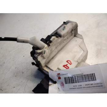 Recambio de cerradura puerta delantera derecha para peugeot 308 confort referencia OEM IAM 9800616580  