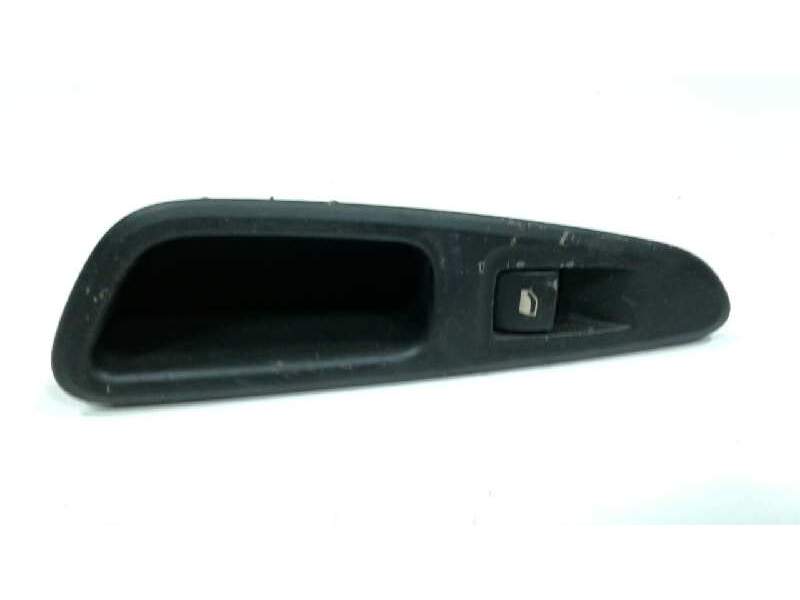 Recambio de mando elevalunas trasero derecho para peugeot 308 confort referencia OEM IAM 649031  