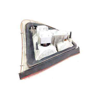 Recambio de piloto trasero derecho para bmw serie 3 touring (e46) 320d referencia OEM IAM 8368758  
