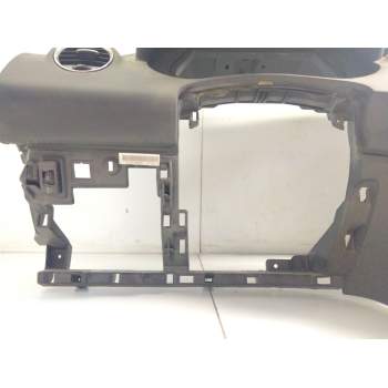 Recambio de salpicadero para peugeot 308 confort referencia OEM IAM 8231GZ 9681466680 96559945ZD