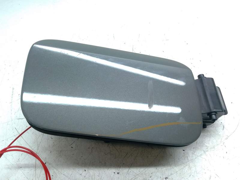 Recambio de tapa exterior combustible para audi q3 (f3b) 35 tdi referencia OEM IAM 83A809906  