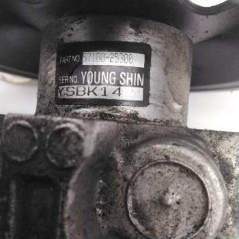 Recambio de bomba direccion para hyundai accent (lc) gls crdi referencia OEM IAM 5710025300  