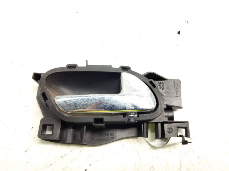 Recambio de maneta interior delantera derecha para peugeot 308 sw premium referencia OEM IAM 9660525380  