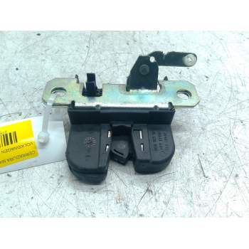 CERRADURA MALETERO / PORTON 6Q6827505E 