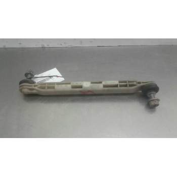 Recambio de bieleta estabilizadora delantera izquierda para opel astra h berlina cosmo referencia OEM IAM 13327928  