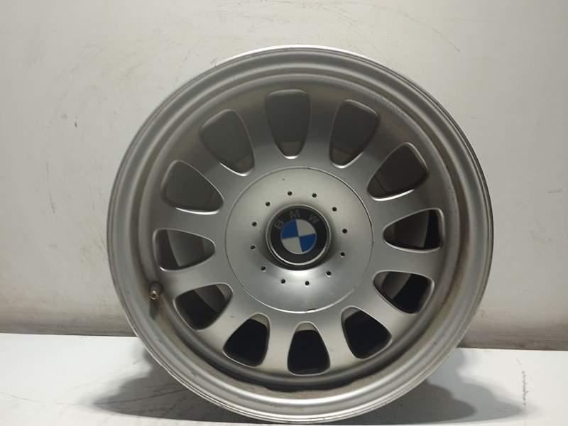 Recambio de llanta aluminio para bmw 5 (e34) 525 tds referencia OEM IAM 1092277  
