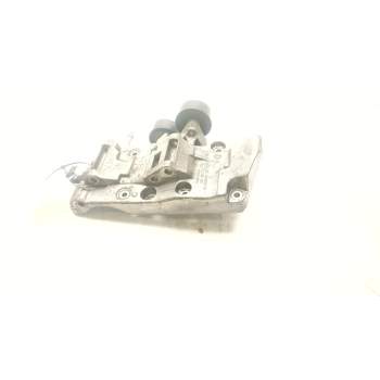Recambio de soporte alternador para bmw x3 (e83) 2.0 d referencia OEM IAM 1116850686305  