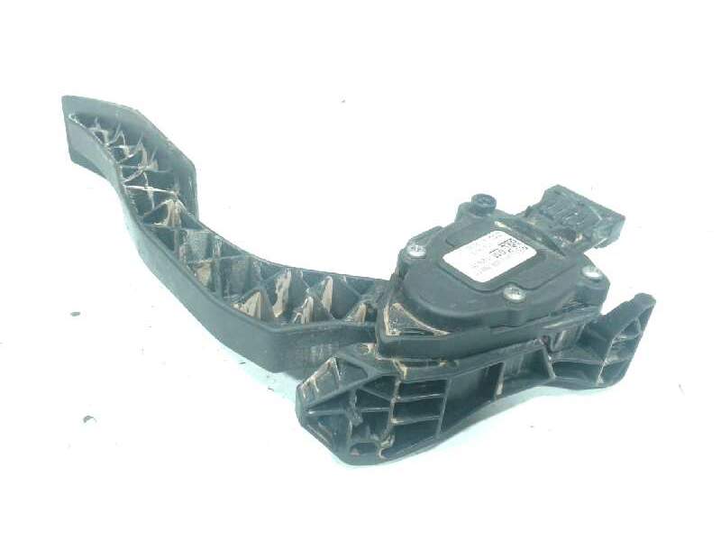 Recambio de pedal acelerador para opel zafira tourer expression referencia OEM IAM 13253781  