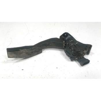 Recambio de pedal acelerador para opel zafira tourer expression referencia OEM IAM 13253781  