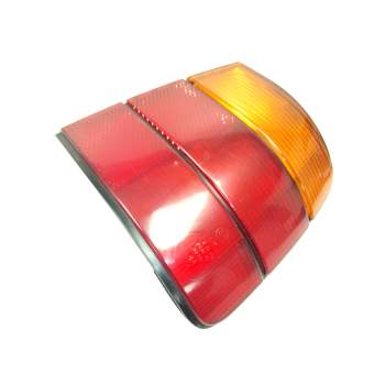 Recambio de piloto trasero derecho para bmw 5 (e34) 525 tds referencia OEM IAM 63211384010  