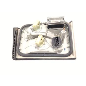 Recambio de piloto trasero derecho porton para bmw 5 (e34) 525 tds referencia OEM IAM 63211379398  