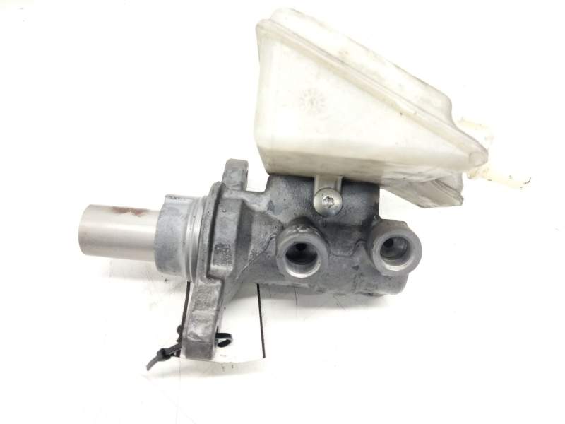 Recambio de bomba freno para ford c-max referencia OEM IAM AV6121400  