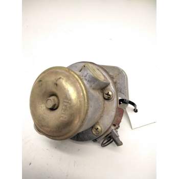 Recambio de bomba combustible para ebro l35 perkins referencia OEM IAM AK04443164  IMSA