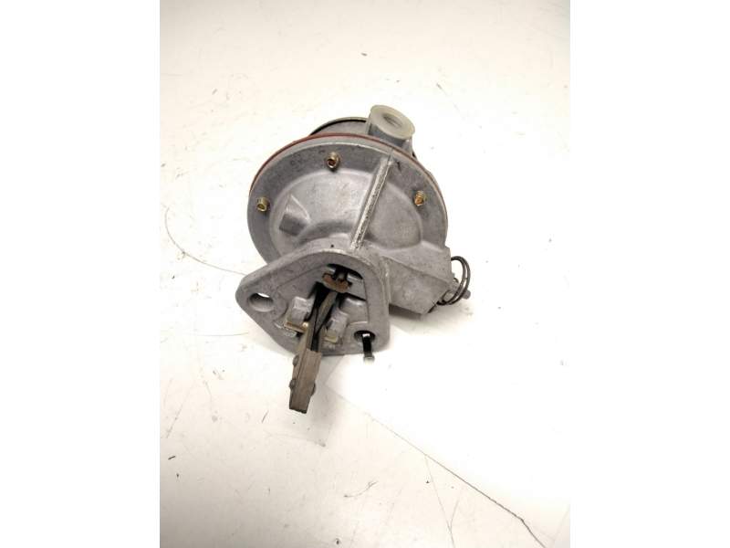 Recambio de bomba combustible para ebro l35 perkins referencia OEM IAM AK04477444  IMSA