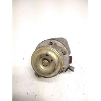 Recambio de bomba combustible para ebro l35 perkins referencia OEM IAM AK04443164  IMSA