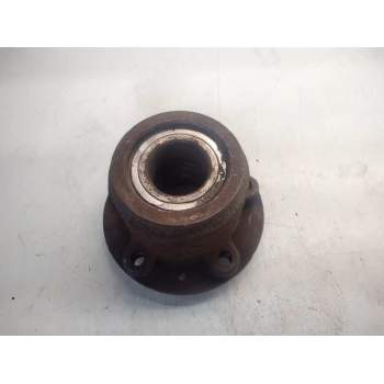 Recambio de buje trasero izquierdo para renault master bus l3h2 3,8t referencia OEM IAM   