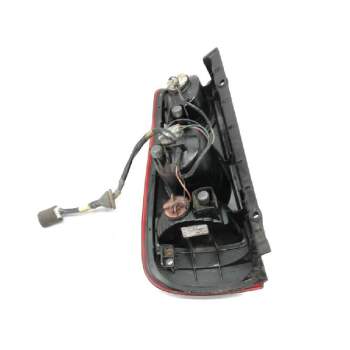 PILOTO TRASERO DERECHO 92402R 50121A 