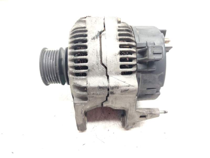 Recambio de alternador para volkswagen golf iv berlina (1j1) 1.8 referencia OEM IAM 037903025C  