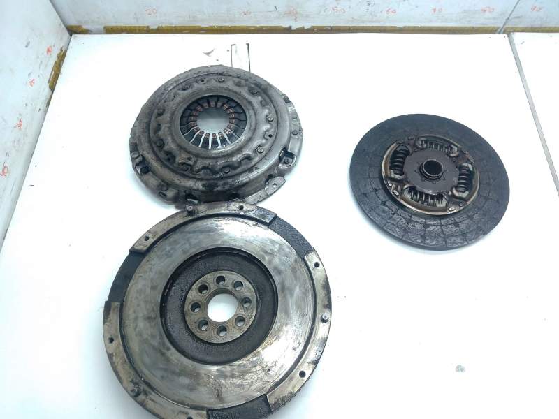 Recambio de kit embrague para toyota land cruiser van (_j15_) 3.0 d4d 4wd (kdj155, kdj150) referencia OEM IAM 0014275560  
