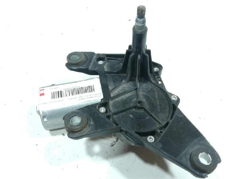 Recambio de motor limpia trasero para renault trafic caja cerrada dci cat referencia OEM IAM 7700311590  