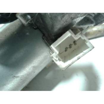 Recambio de motor limpia trasero para renault trafic caja cerrada dci cat referencia OEM IAM 7700311590  
