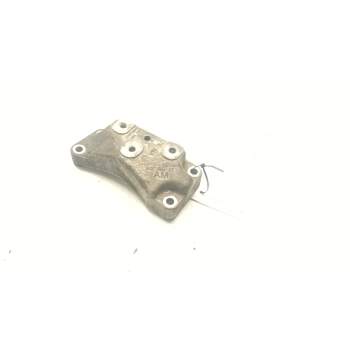 SOPORTE CAJA CAMBIOS INFERIOR 1K0199117 