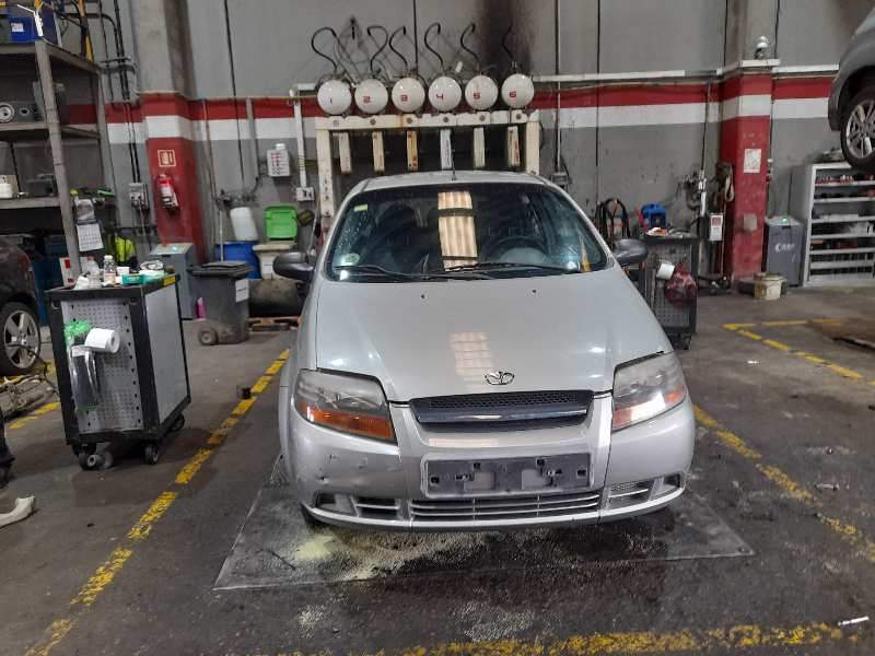 daewoo kalos del año 2004