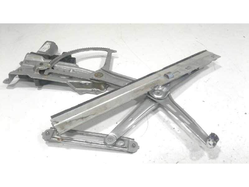 Recambio de elevalunas delantero derecho para opel astra g berlina club referencia OEM IAM 140290  