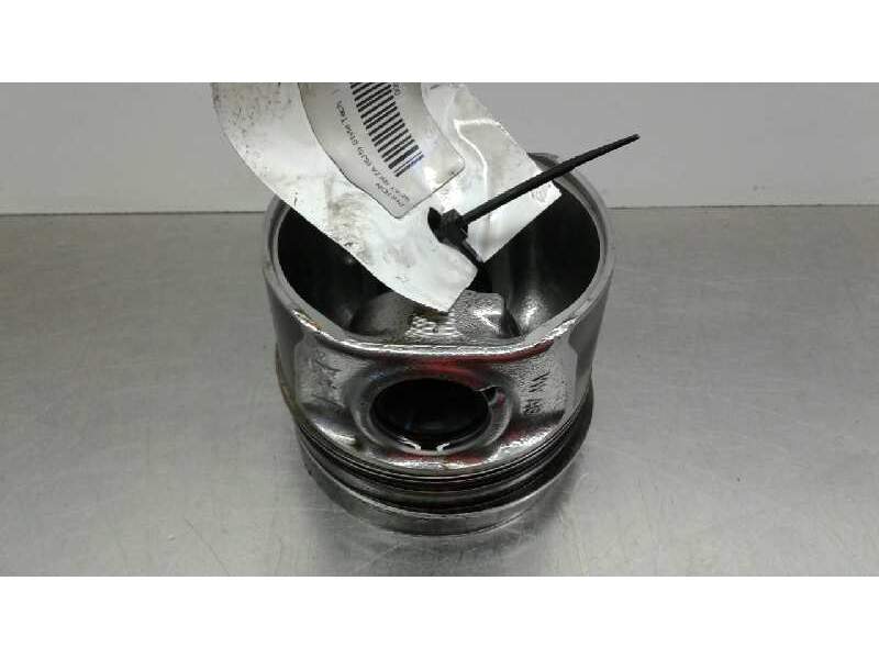 Recambio de piston para seat ibiza (6j5) style tech referencia OEM IAM   