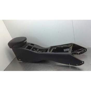 Recambio de apoyabrazos central para nissan primera berlina (p12) referencia OEM IAM 96911BA100  
