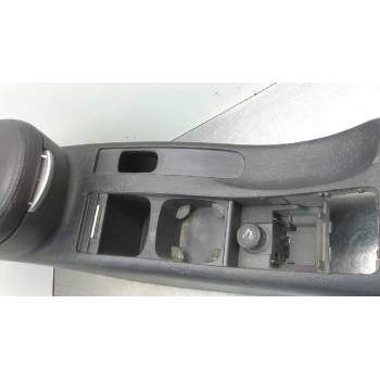 Recambio de apoyabrazos central para nissan primera berlina (p12) referencia OEM IAM 96911BA100  