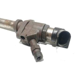 Recambio de inyector para volvo v50 familiar 2.0 d momentum referencia OEM IAM 9557114580  
