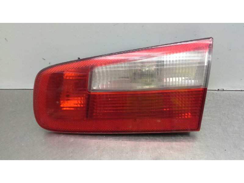Recambio de piloto trasero derecho porton para renault laguna ii (bg0) expression referencia OEM IAM 8200002476  