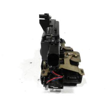 Recambio de cerradura puerta delantera derecha para seat ibiza (6k1) signo referencia OEM IAM 6K4837016D  