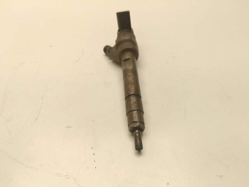 Recambio de inyector para bmw serie 3 berlina (e90) 2.0 16v referencia OEM IAM 0445110382  